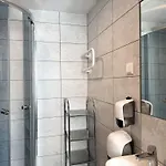 호텔 Kuelalistemaja Kuremaa