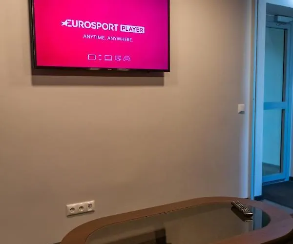 Kuelalistemaja Otel *