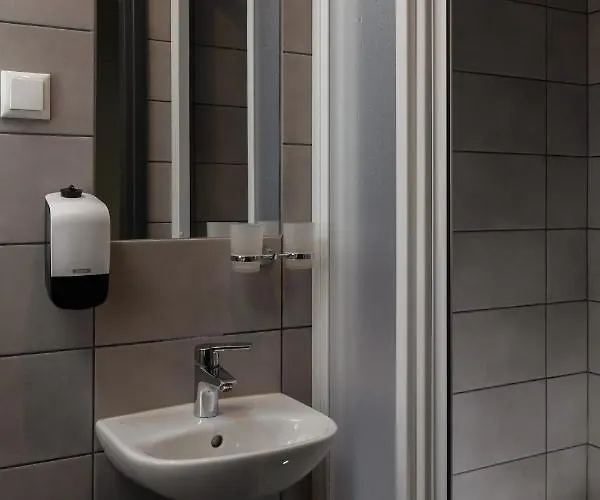 Kuelalistemaja * Kuremaa