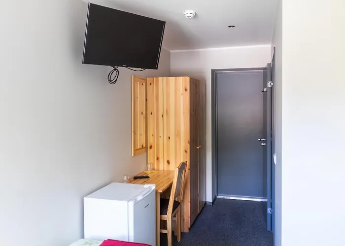 Kuelalistemaja Otel *