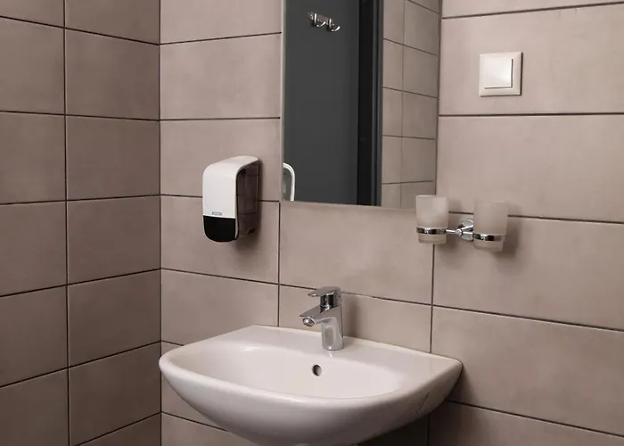 Otel Kuelalistemaja Kuremaa